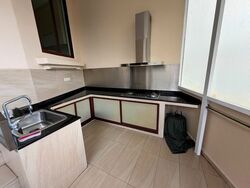 Phillips Avenue (D19), Semi-Detached #572262971